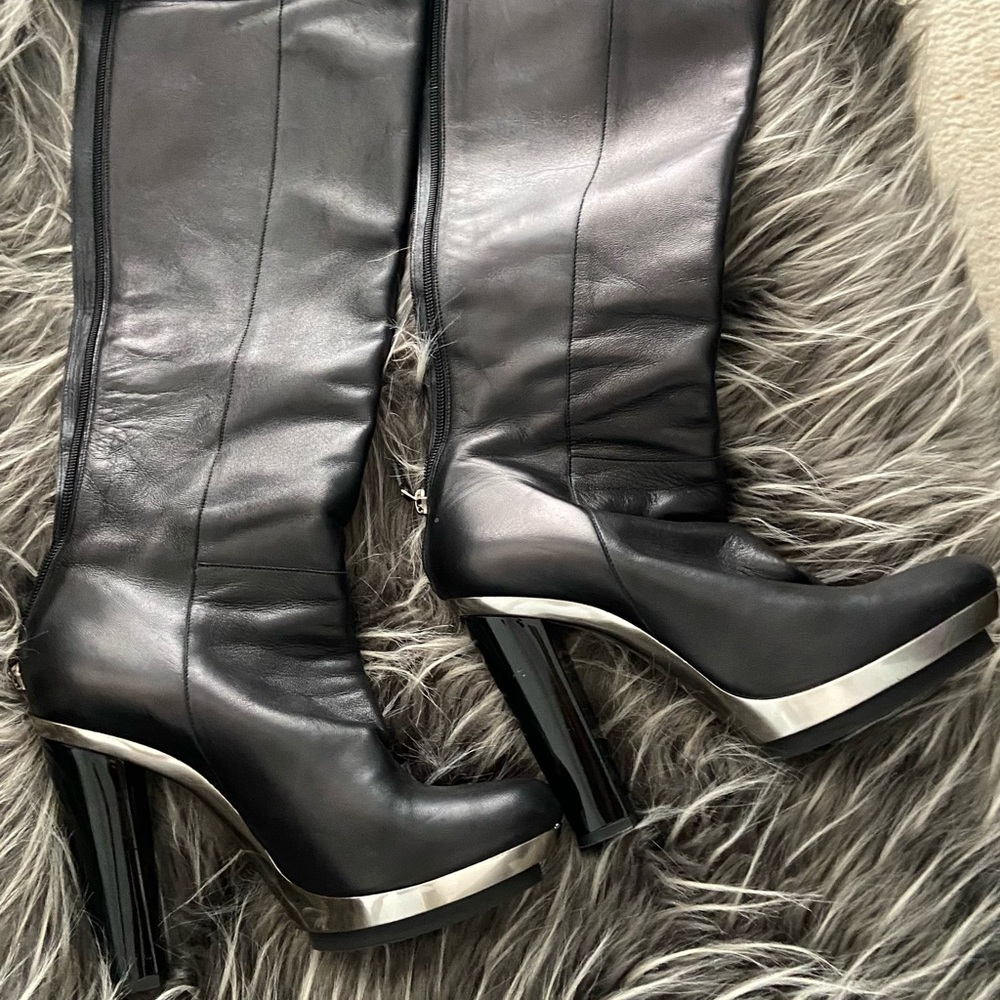 Barbara Bui Black and Silver Heeled Boots